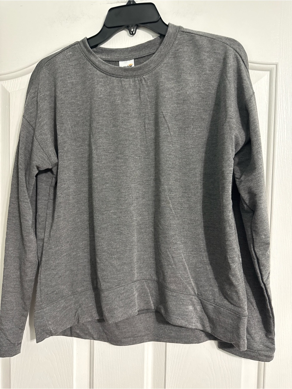 Avia Gray Crewneck Pullover Sweatshirt